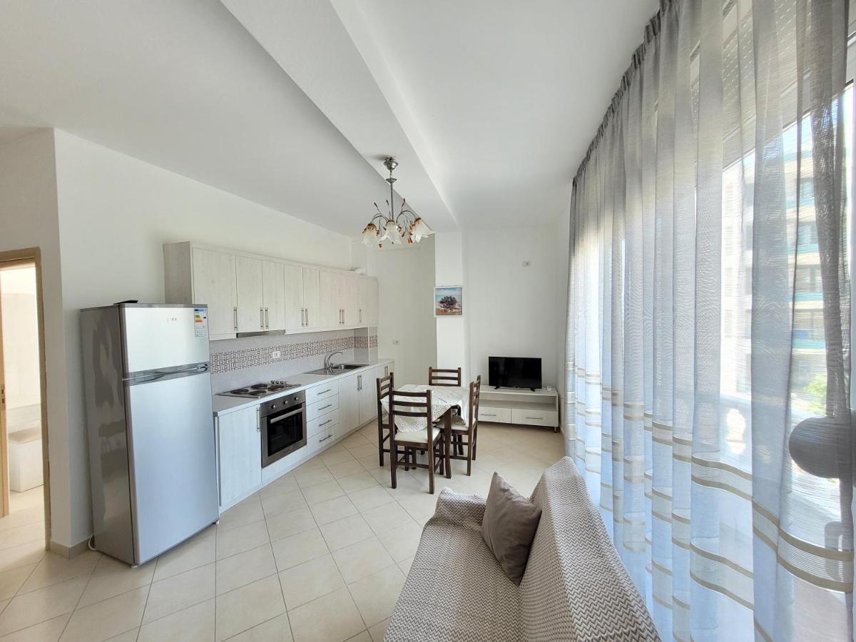 Parid Appartments Sarande Exterior photo