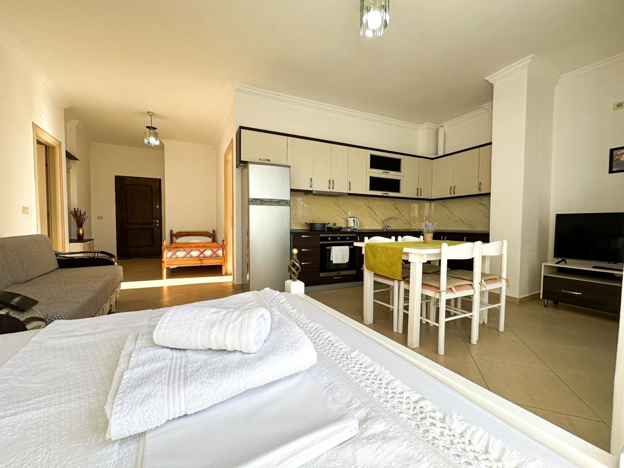 Parid Appartments Sarande Exterior photo